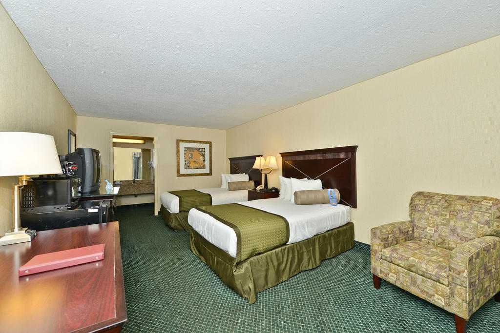 Quality Inn Windsor Mill Room photo